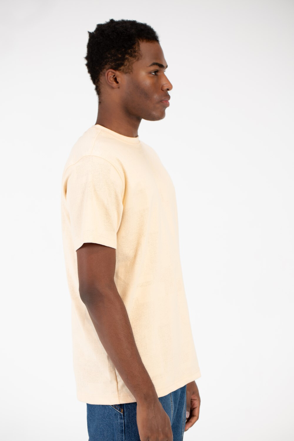 Men's Modern Round Neck Basic T-shirt