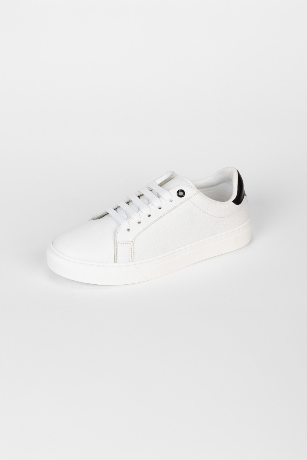 Men's Basic Leather Sneakers Designed With High Quality