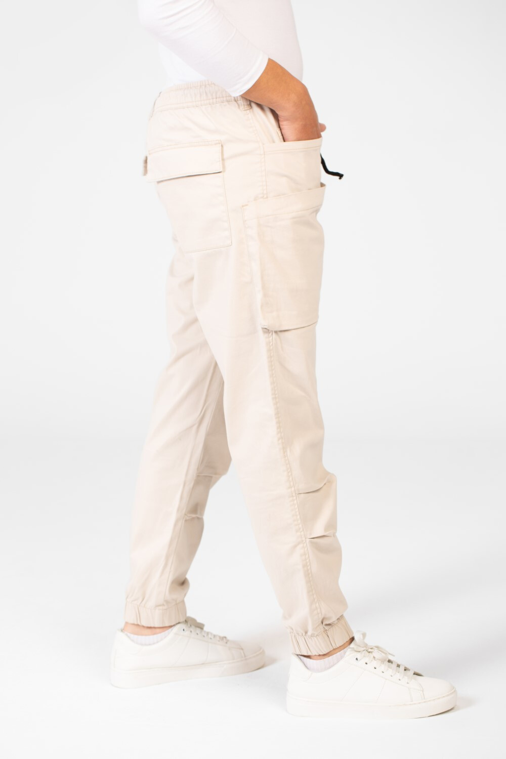 Men's Slim Fit Gabardine Sherwal Pants With Drawstring In The Middle