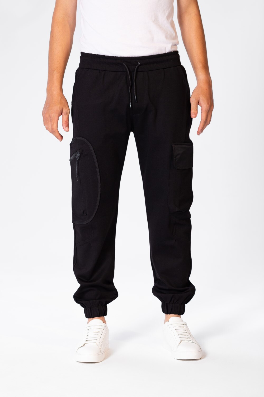 Men's plain Joggers with Drawstring Closure and Pockets