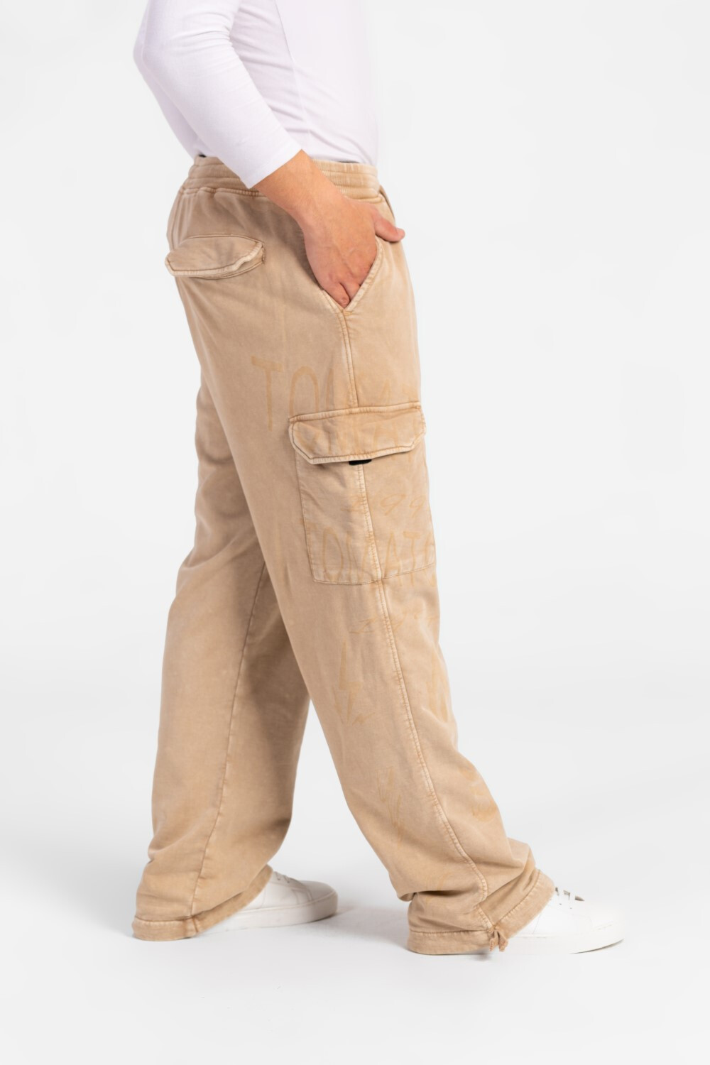 Men's Wide Leg Elastic Waistband Sweatpants With Side Pockets