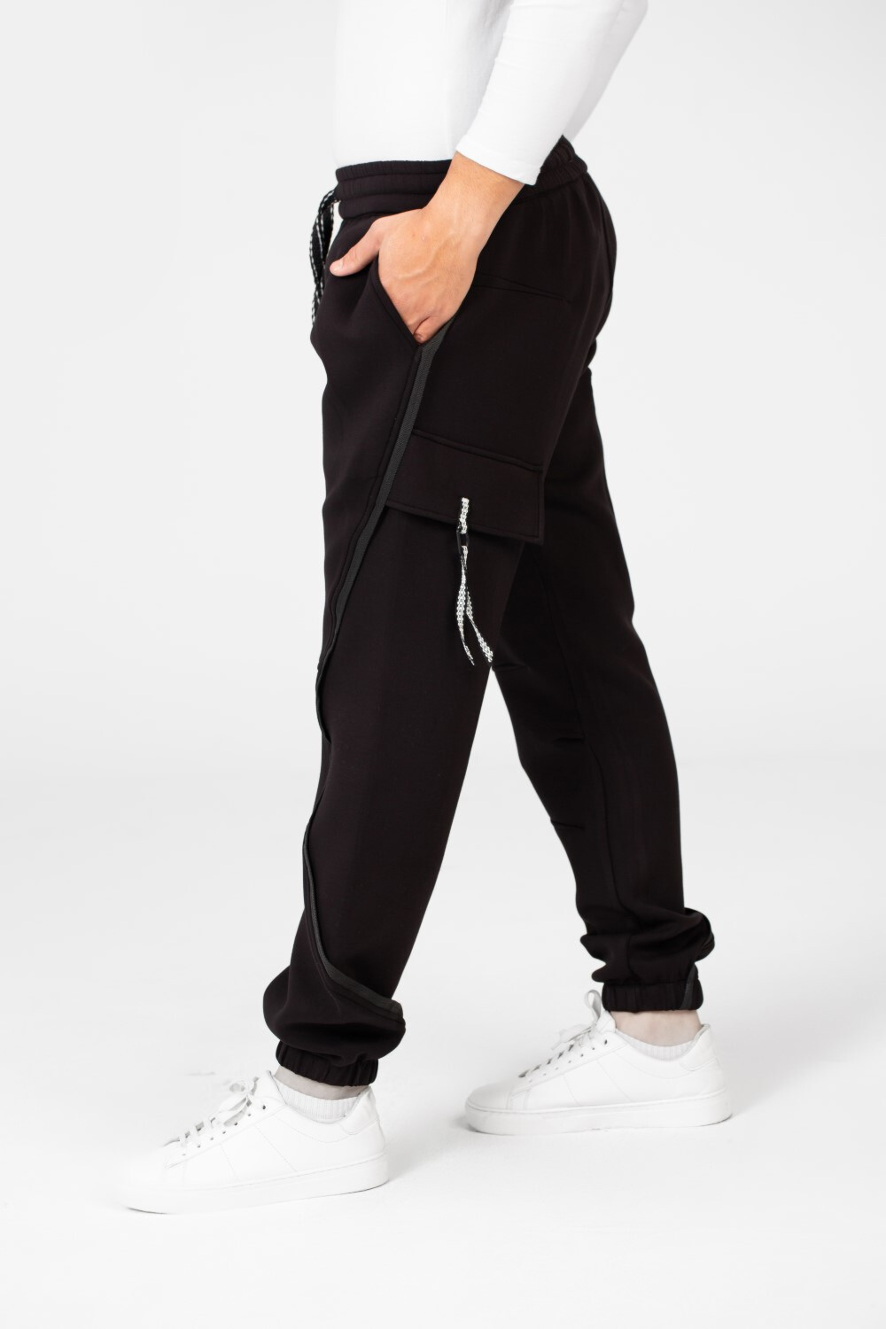 Men's Oversized Jogger Sweatpants With Unique Back Pockets
