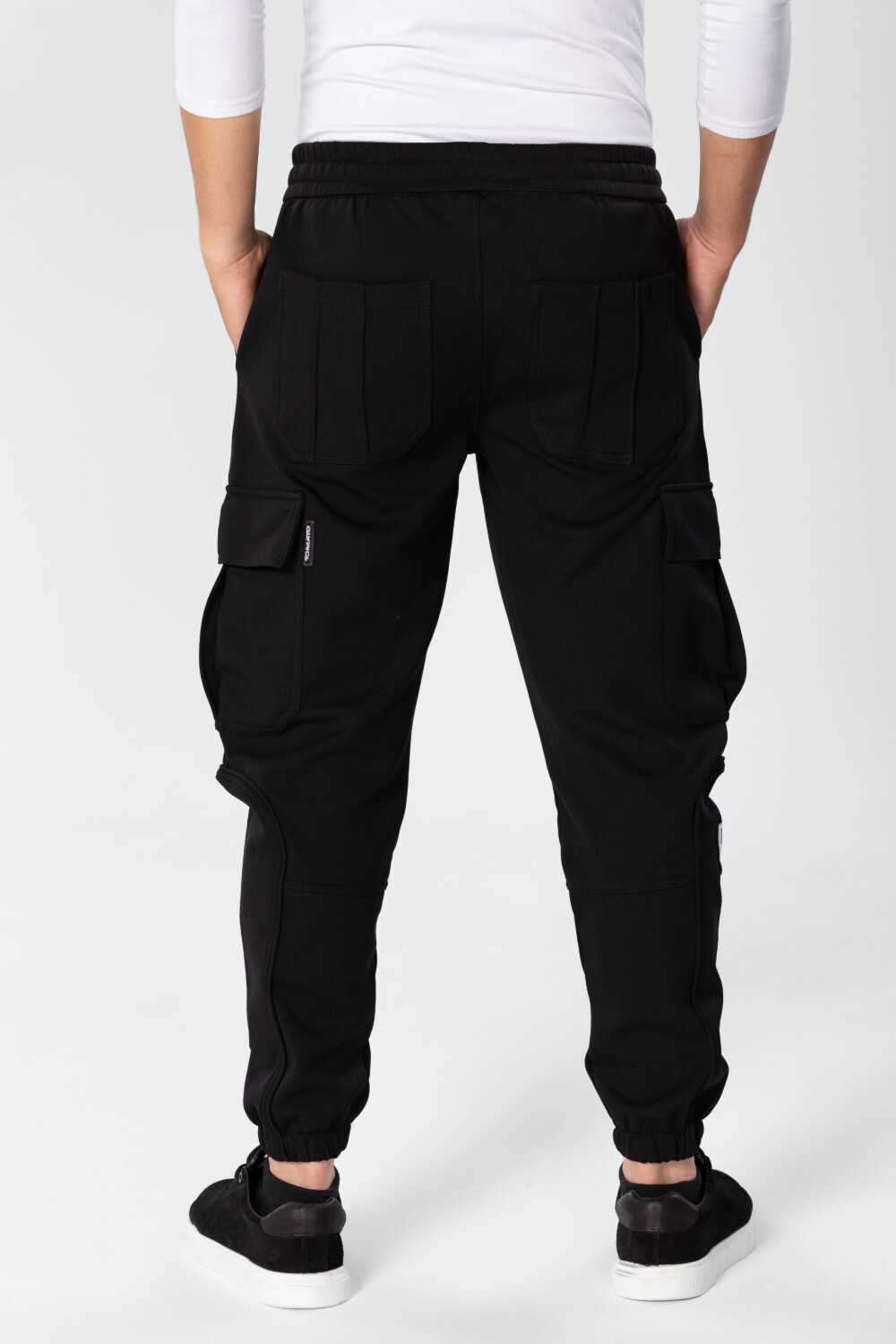 Men's Oversize Sports Pants With Side Pockets And An Elastic Band In The Middle