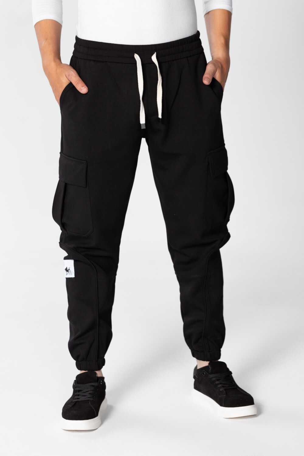 Men's Oversize Sports Pants With Side Pockets And An Elastic Band In The Middle
