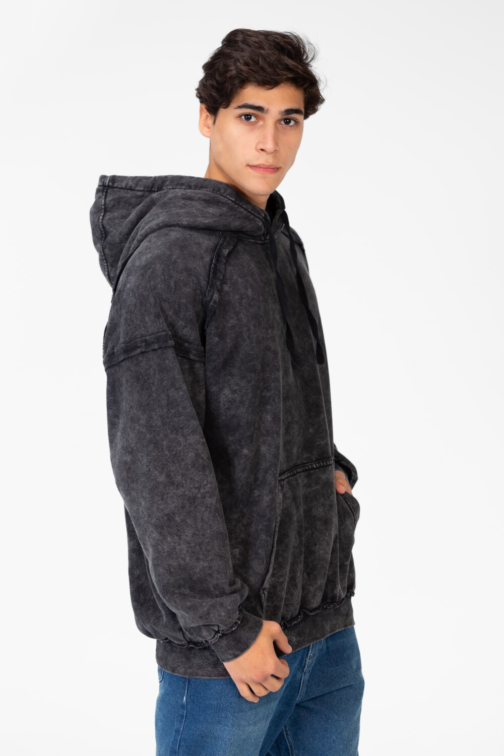 Men's Oversized Washed Hood Sweatshirt With Kangaroo Pocket On The Front