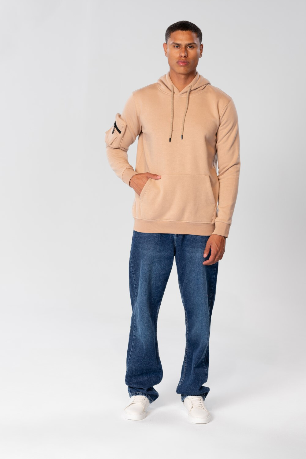 Men's Slim Fit Hood Sweatshirt With Shoulder Pocket