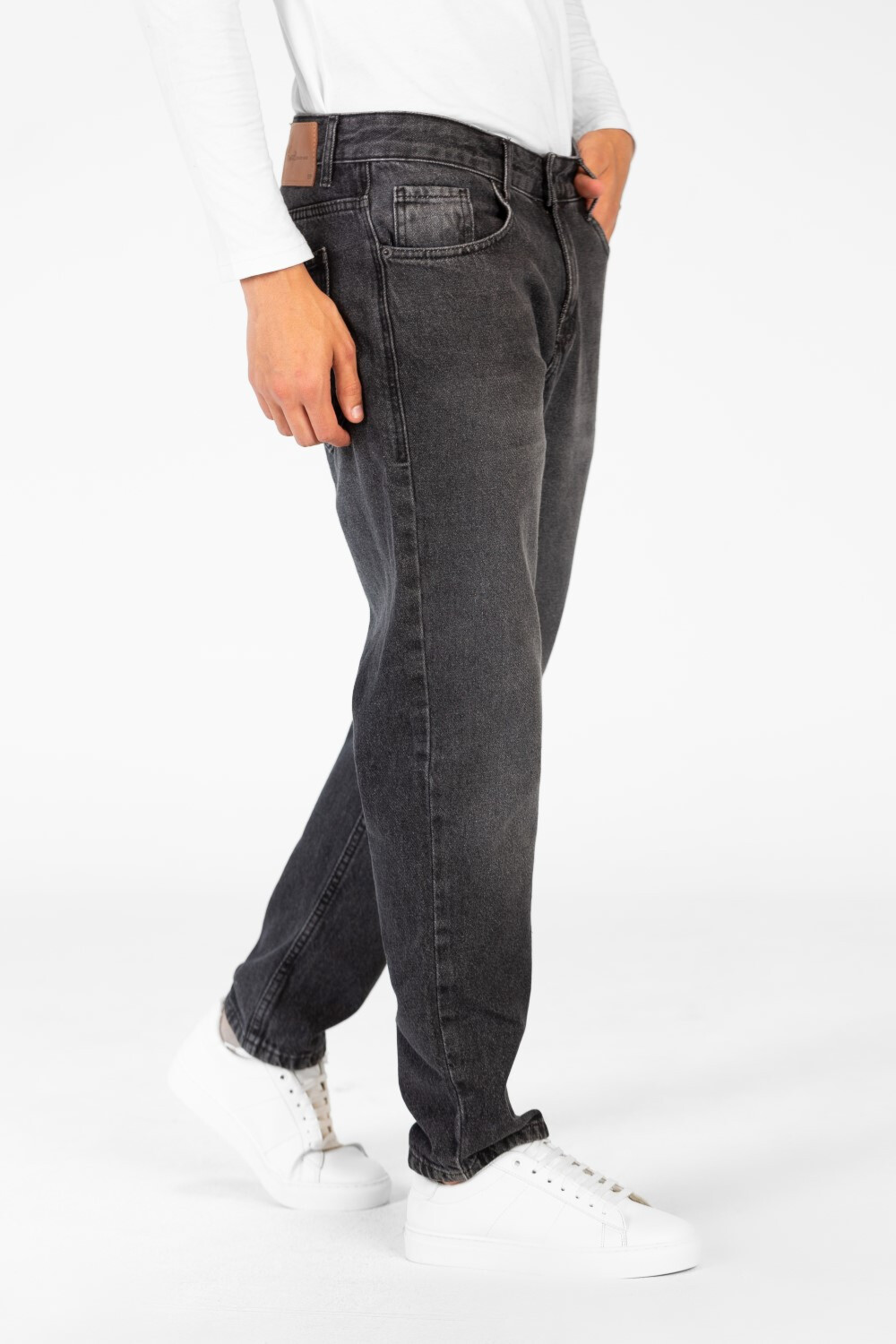 Men's Boyfriend Jeans Pants With Five Pockets And Trendy Fit
