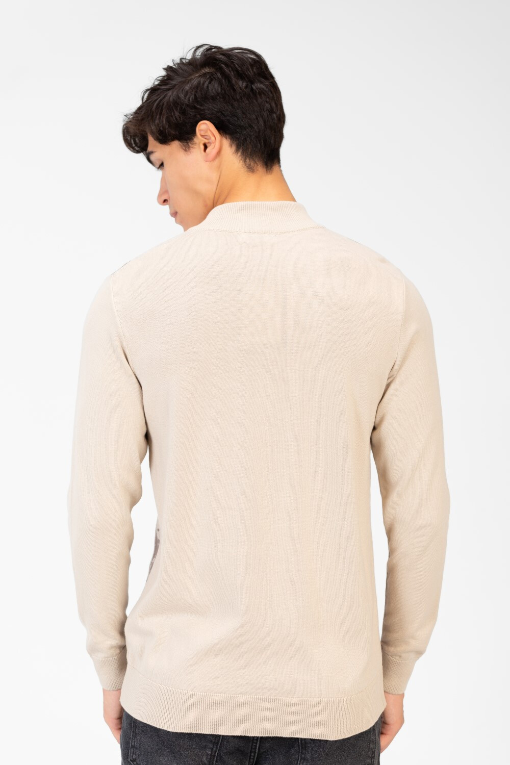 Men's Jakar Pullover With Full Front Print & Zip Up 