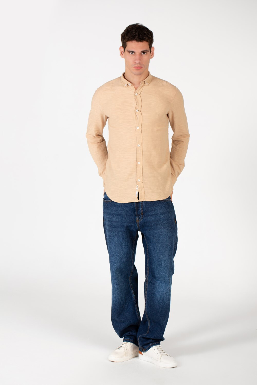 Men's Basic Slim Fit Long Sleeved Shirt