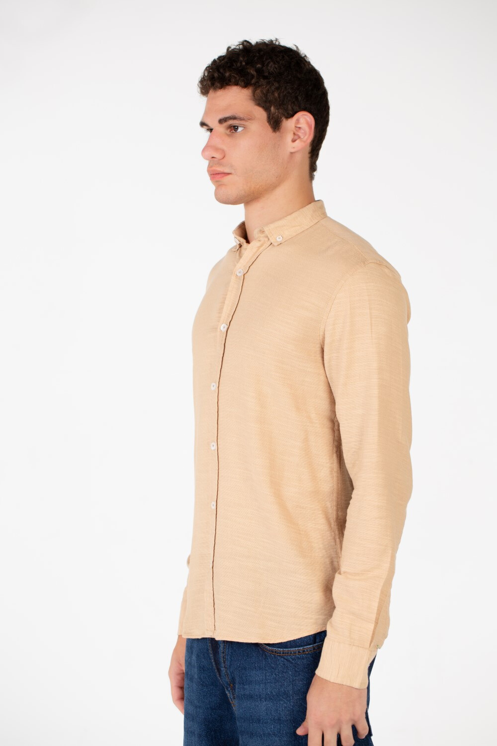 Men's Basic Slim Fit Long Sleeved Shirt