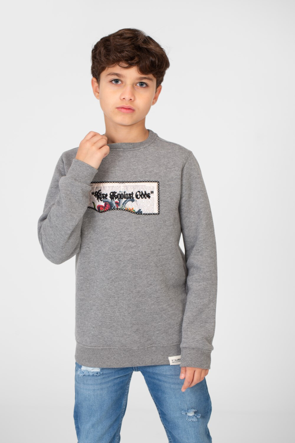 Boy's Round Neck Sweatshirt With Graphic Print