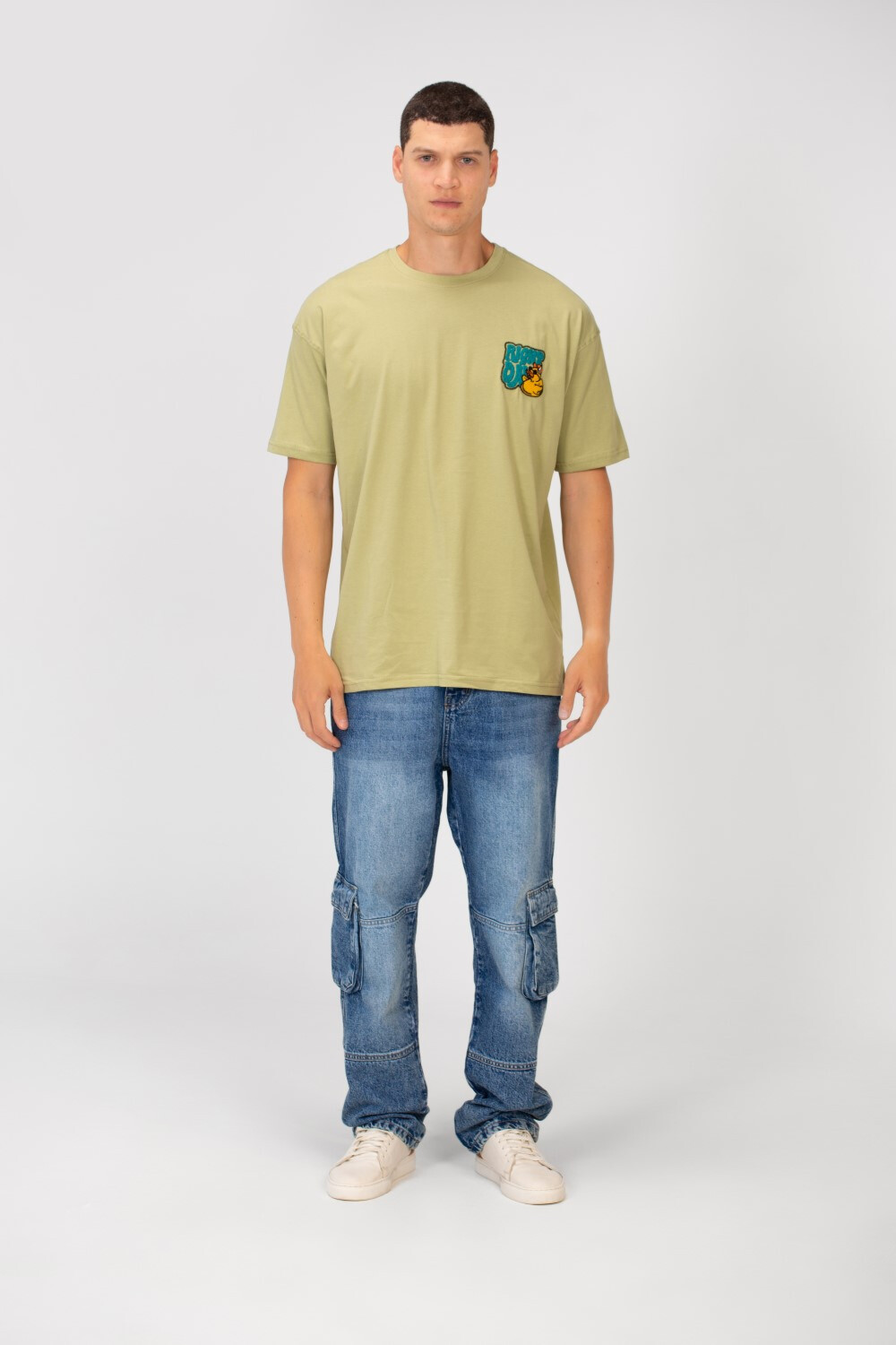 Men's Regular Fit Round Neck Short Sleeves T-shirt With Text & Cartoon Print